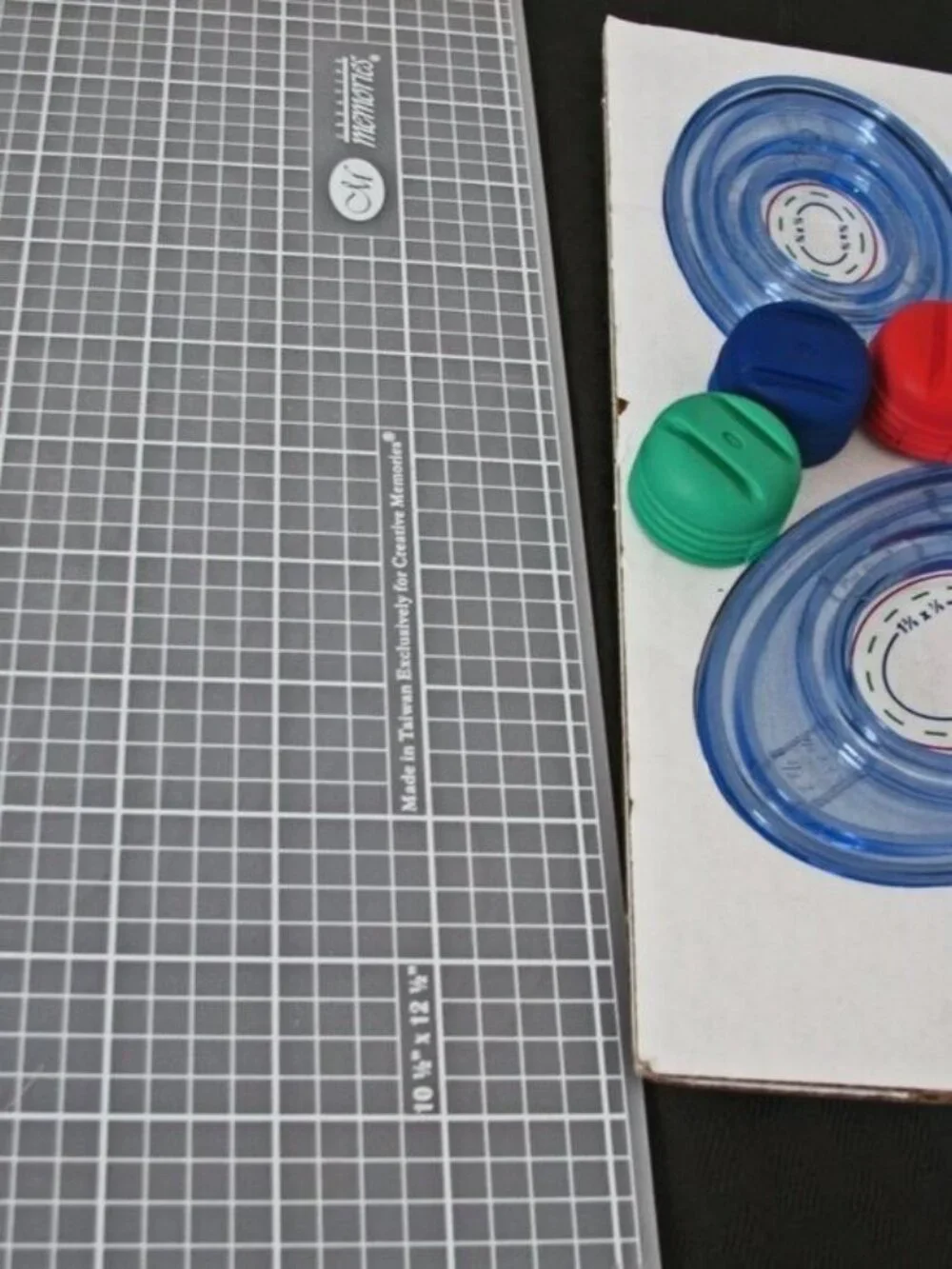 Creative Memories Custom Cutting, mat blades, Ovals, Circles, Lightly Used